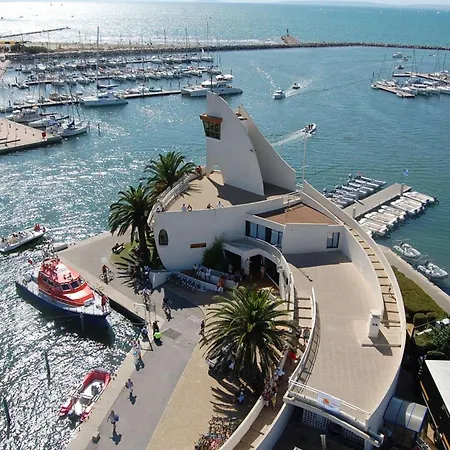 Superbe 3p Avec Grande Terrasse, Piscine, Proche Et Commerces Au Grau-du-roi - Fr-1-307-137 Apartamento Le Grau-du-Roi