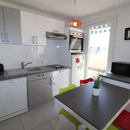 Superbe 3p Avec Grande Terrasse, Piscine, Proche Et Commerces Au Grau-du-roi - Fr-1-307-137 Apartamento *